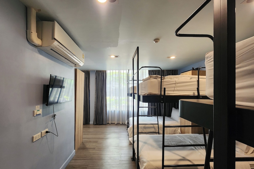 Simply Sleep Hostel 13/50