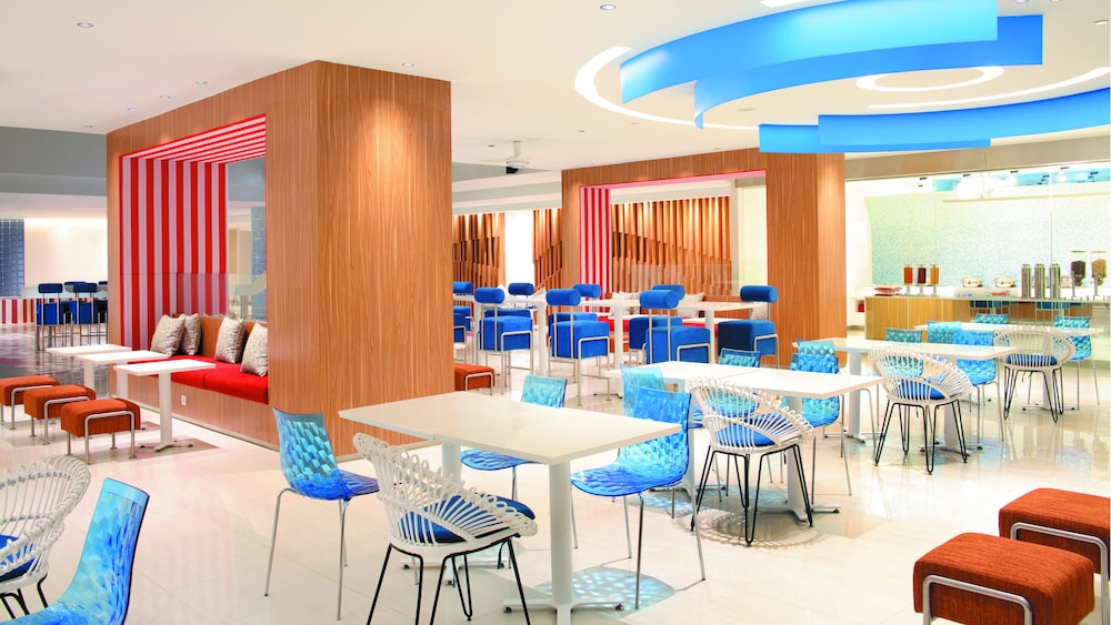 HOLIDAY INN EXPRESS BARUNA BALI 54/73