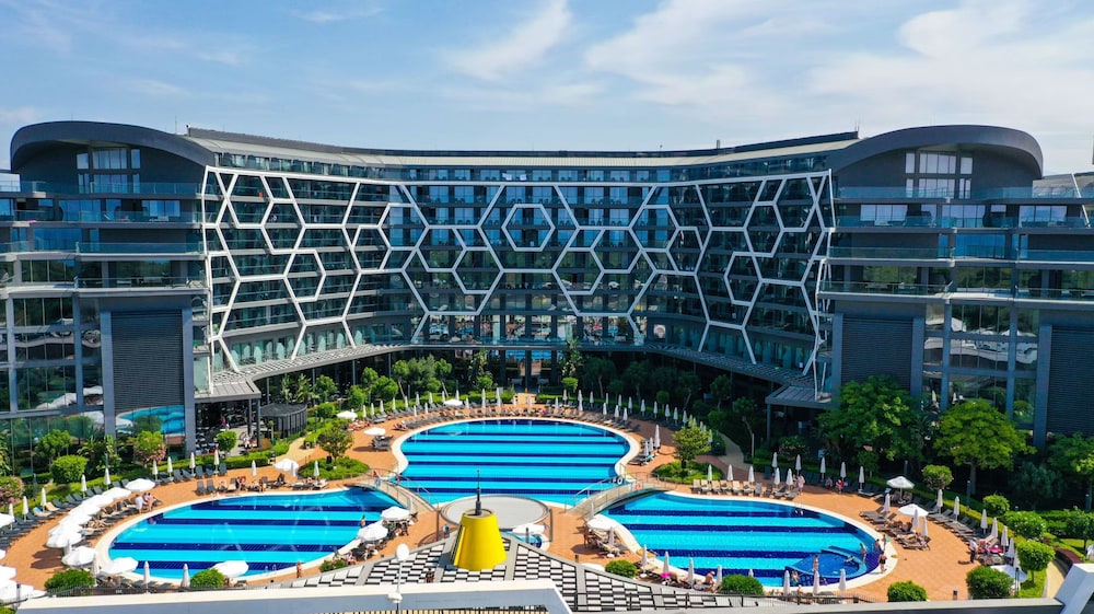 Bosphorus Sorgun in Sorgun (Antalya)