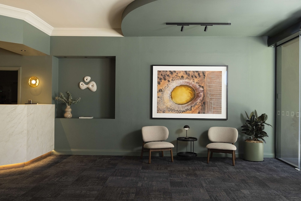 Pensione Hotel Perth 9/52