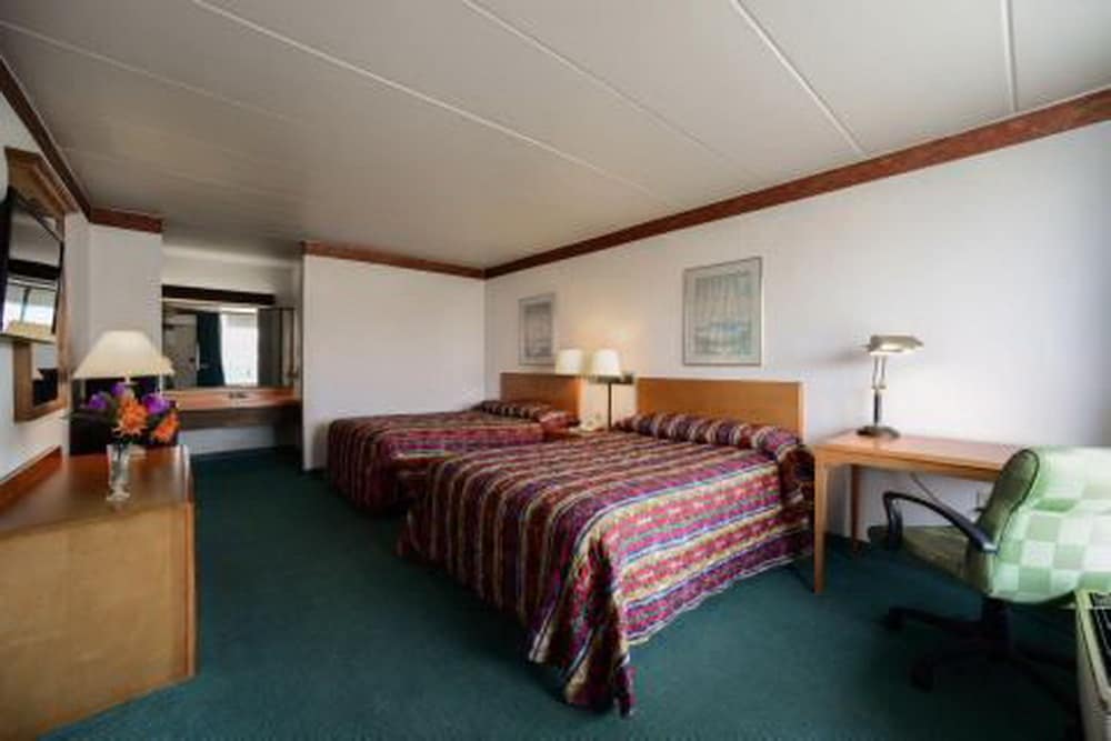 Rodeway Inn 16/30