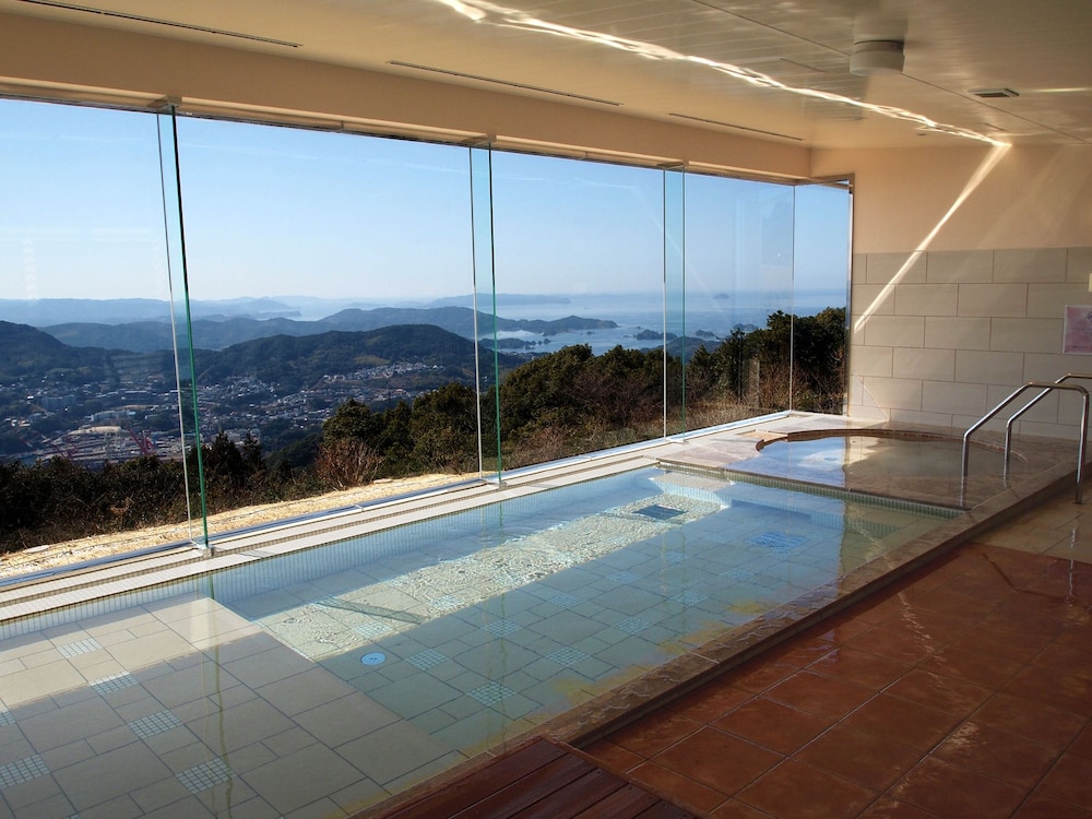 swimming pool spa