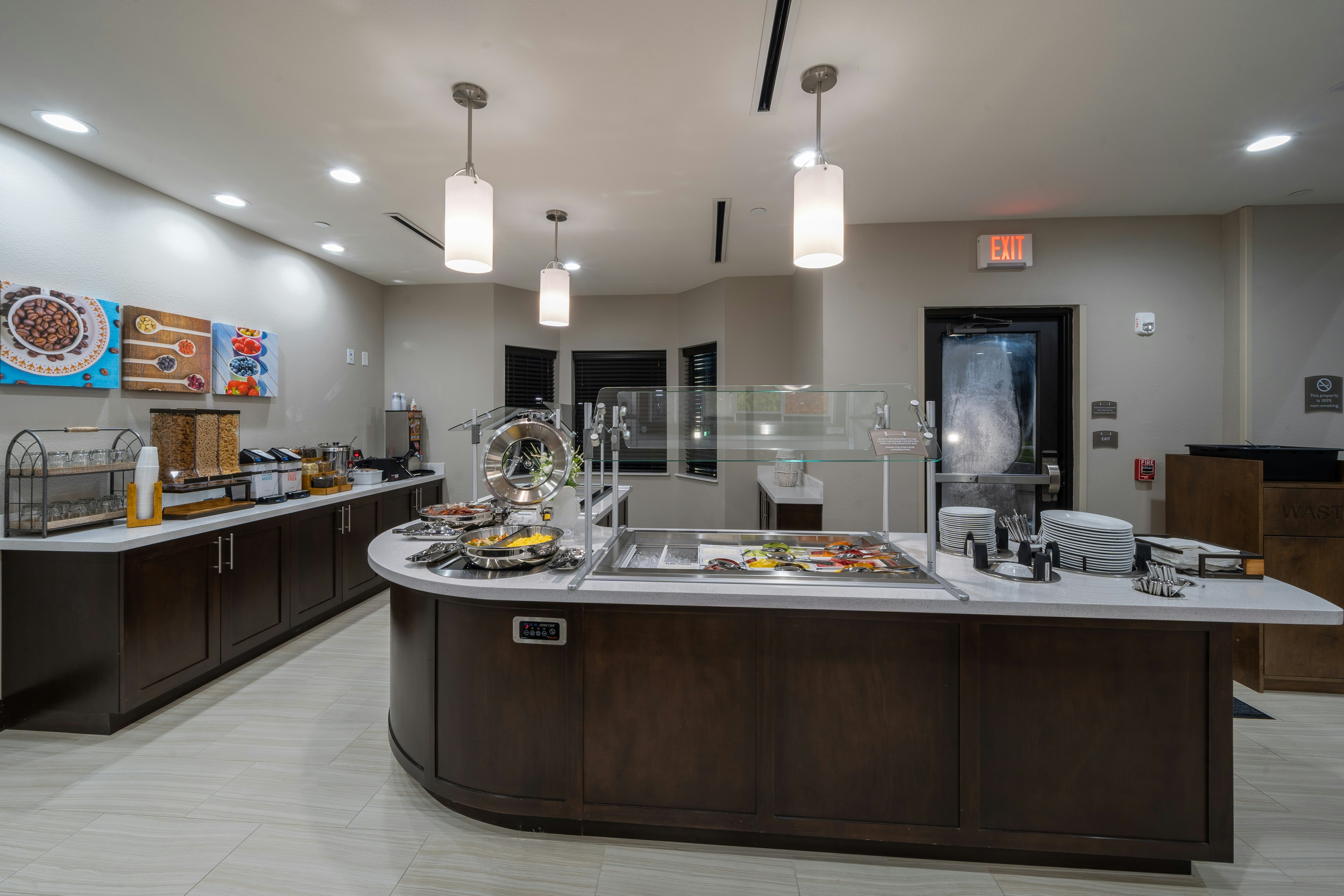 STAYBRIDGE SUITES HOUSTON NW CYPRESS CROSSING 31/44