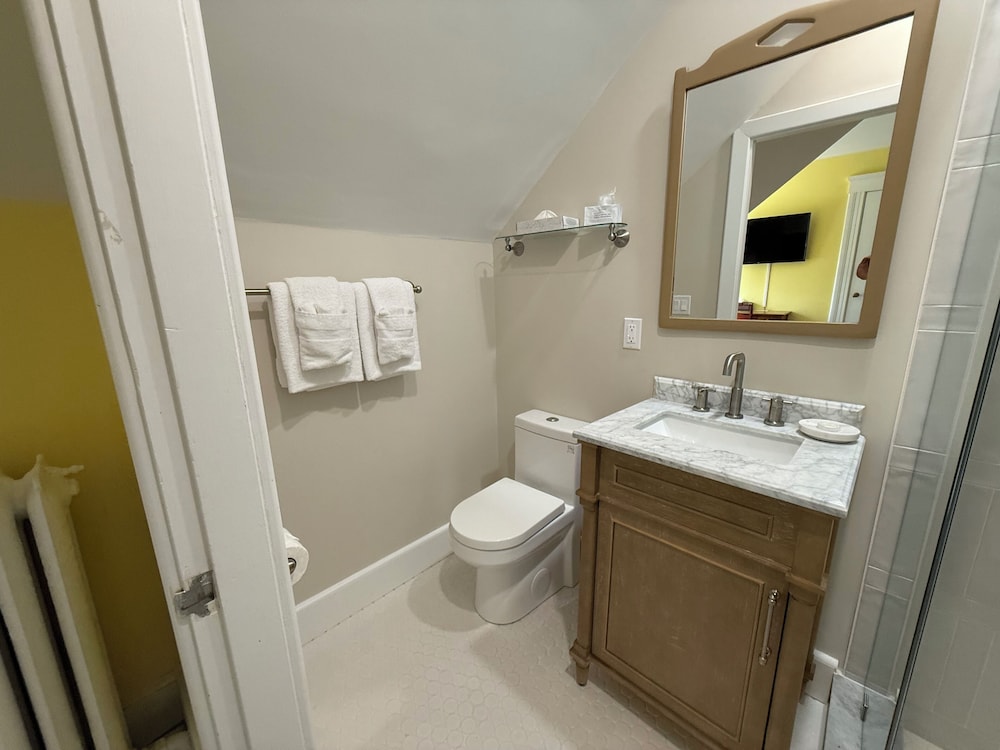 Hartness House Inn 44/50