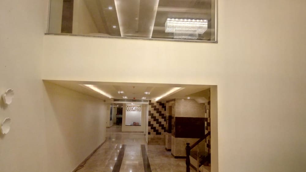 Clarks Inn Suites Katra 7/50