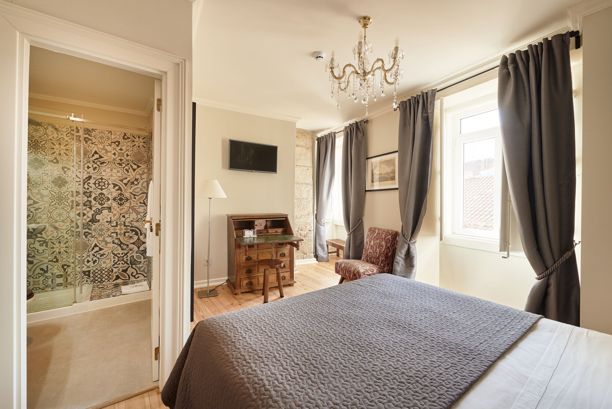 STANDARD, DOUBLE OR TWIN BED