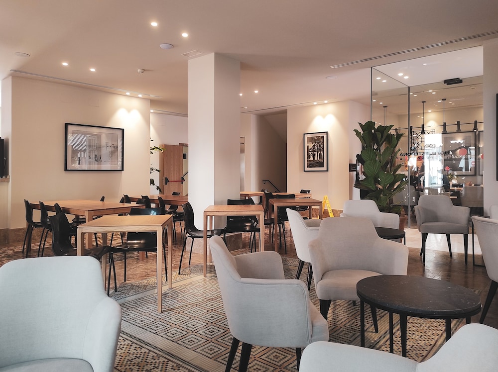 Hotel Estepona Plaza 44/58