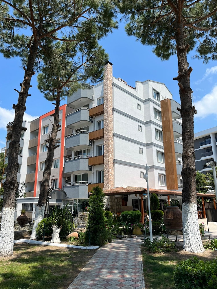 Opus Apart Hotel 5/63