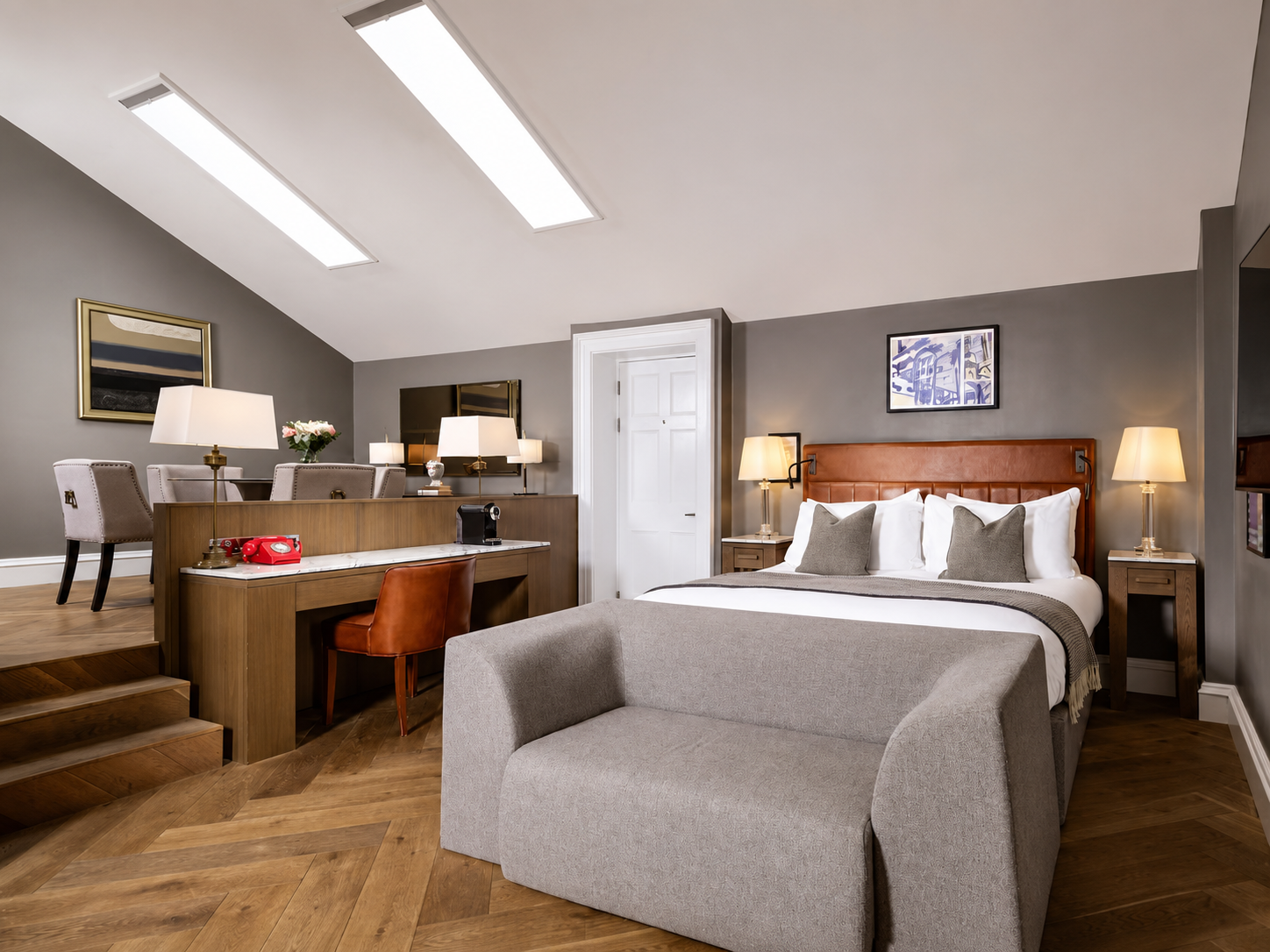 Merchant, Suite