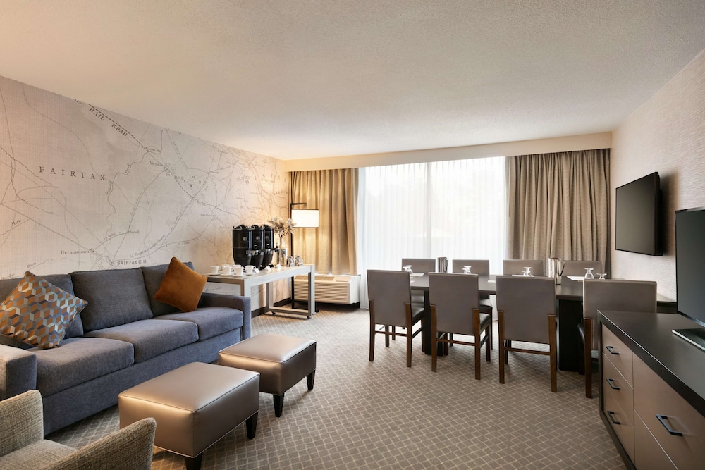 Doubletree By Hilton Mclean Tysons 27/71