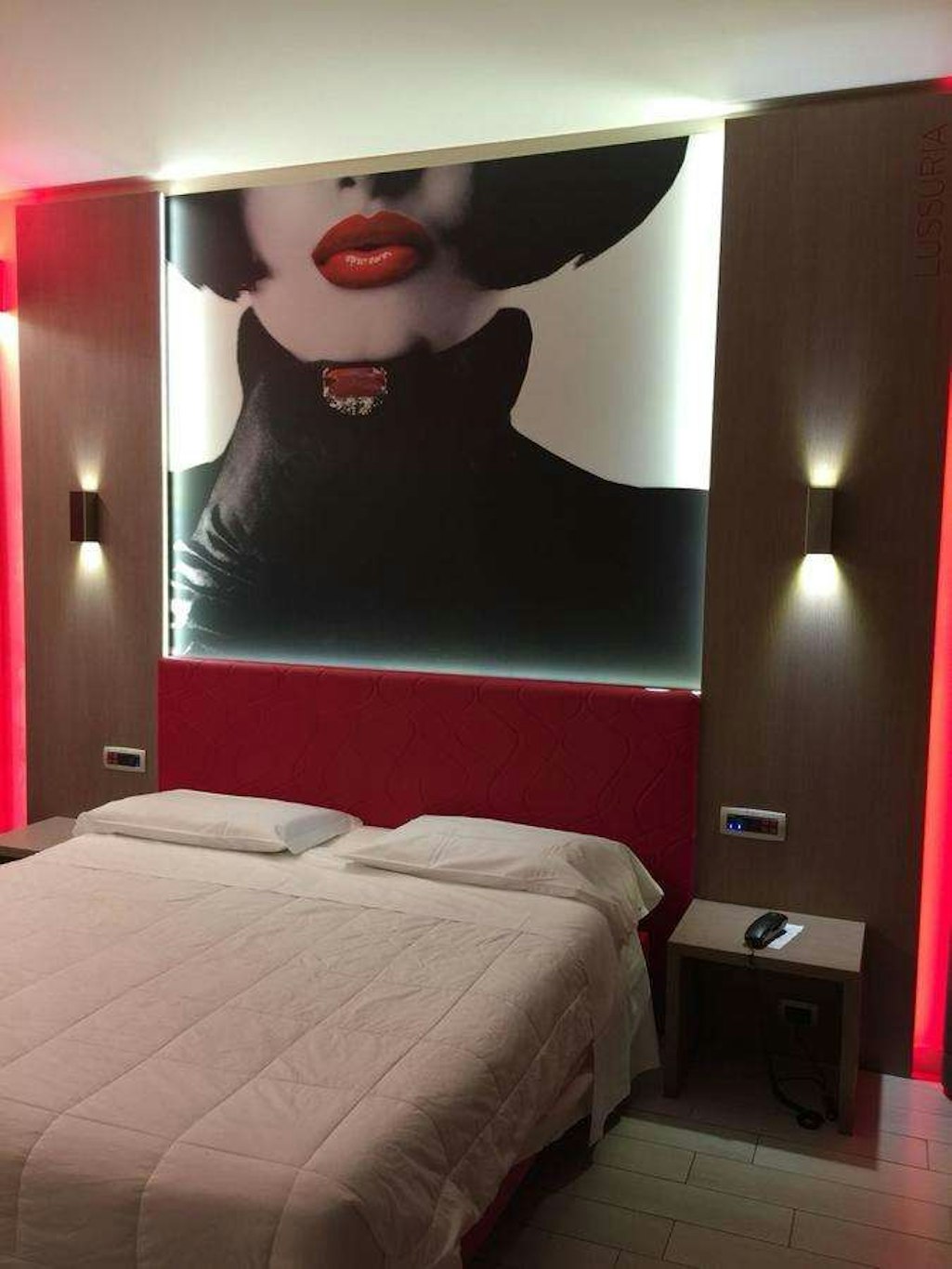 Hotel Camelia 9/18