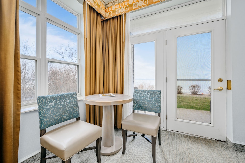 Cherry Tree Inn & Suites 51/51