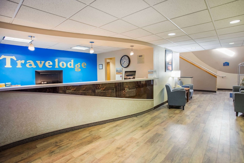 Travelodge by Wyndham Colorado Springs Airport/Peterson AFB 10/44