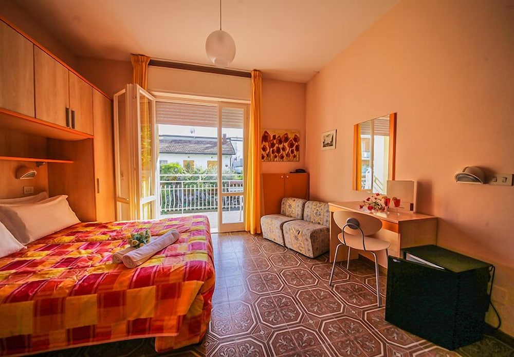 Hotel Santa Martina 6/16