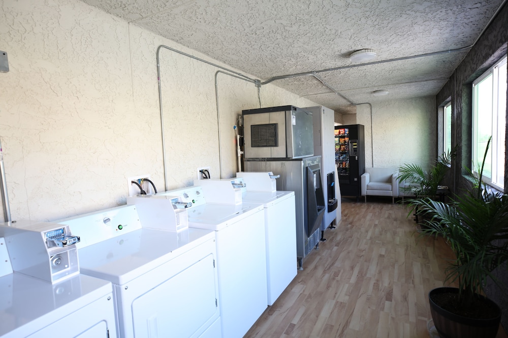 Motel6 Barstow, CA 34/57