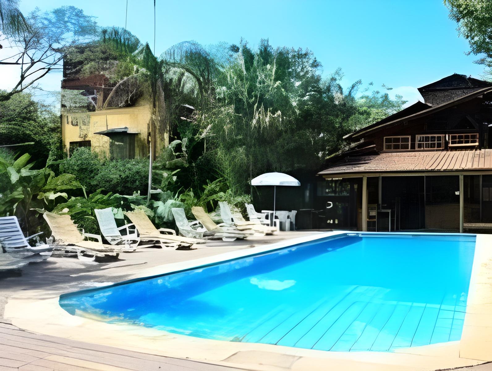 Hotel Pousada Katmandu 16/18