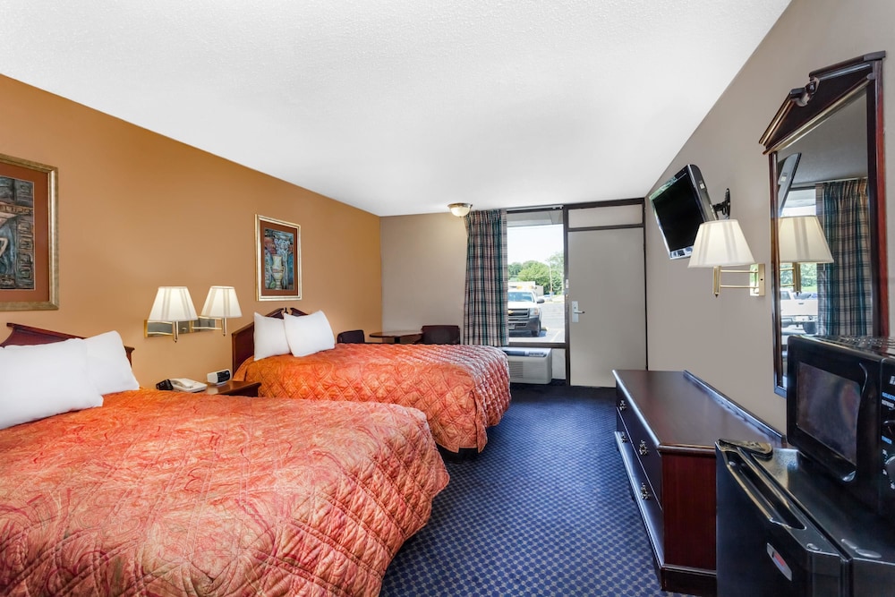 Days Inn By Wyndham Martin 9/16
