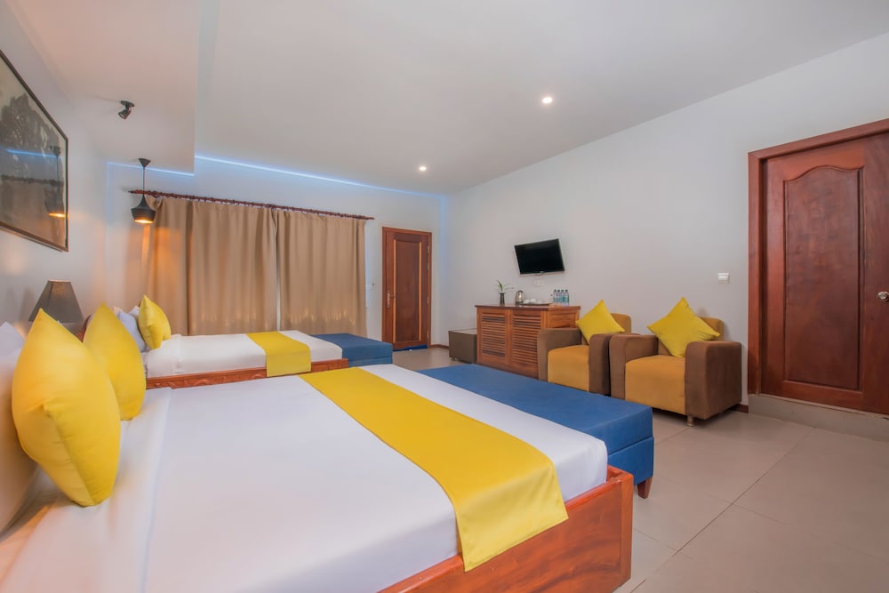 Indra Porak Residence 28/74