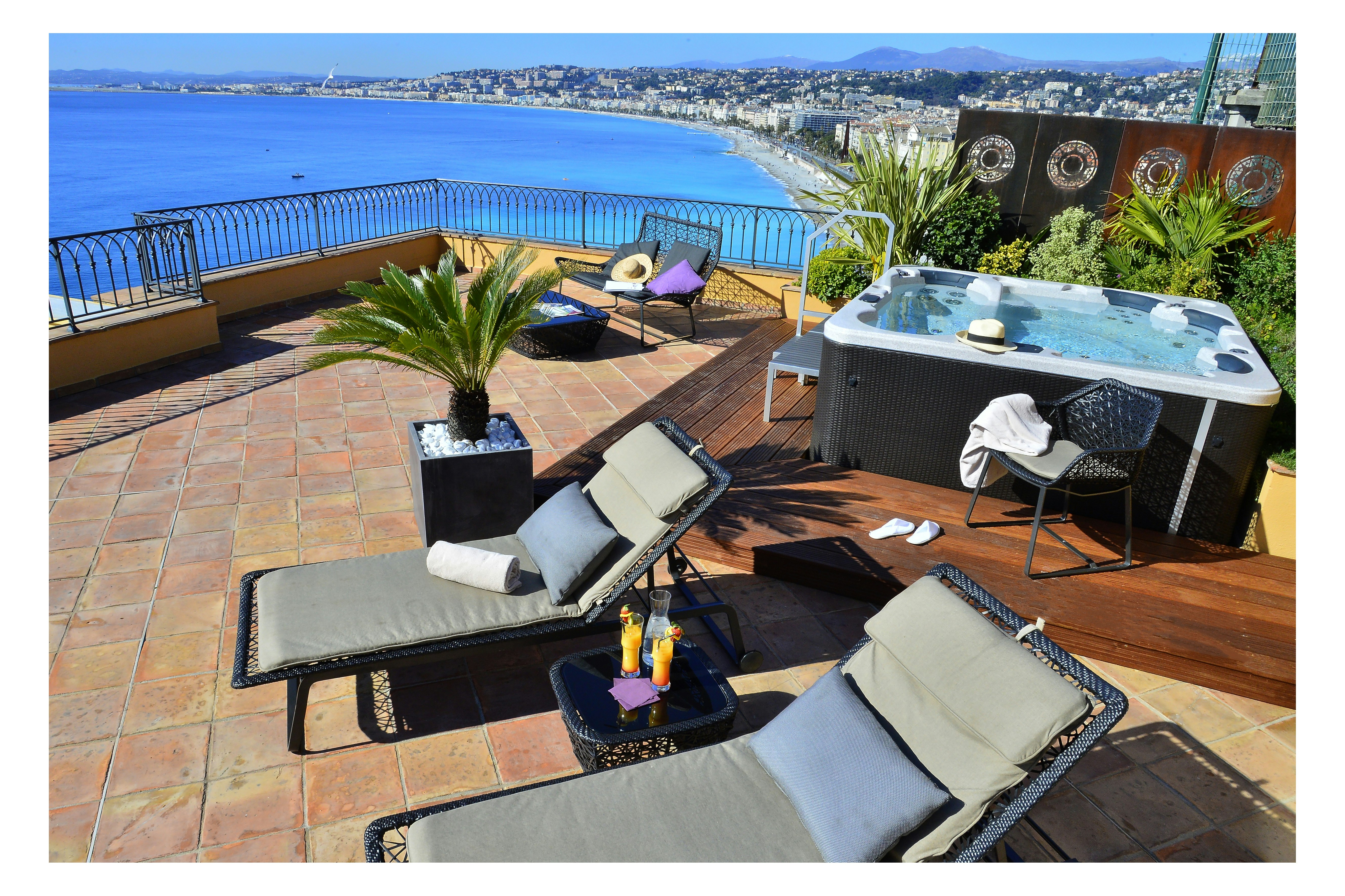 Hotel La Perouse Nice 37/69