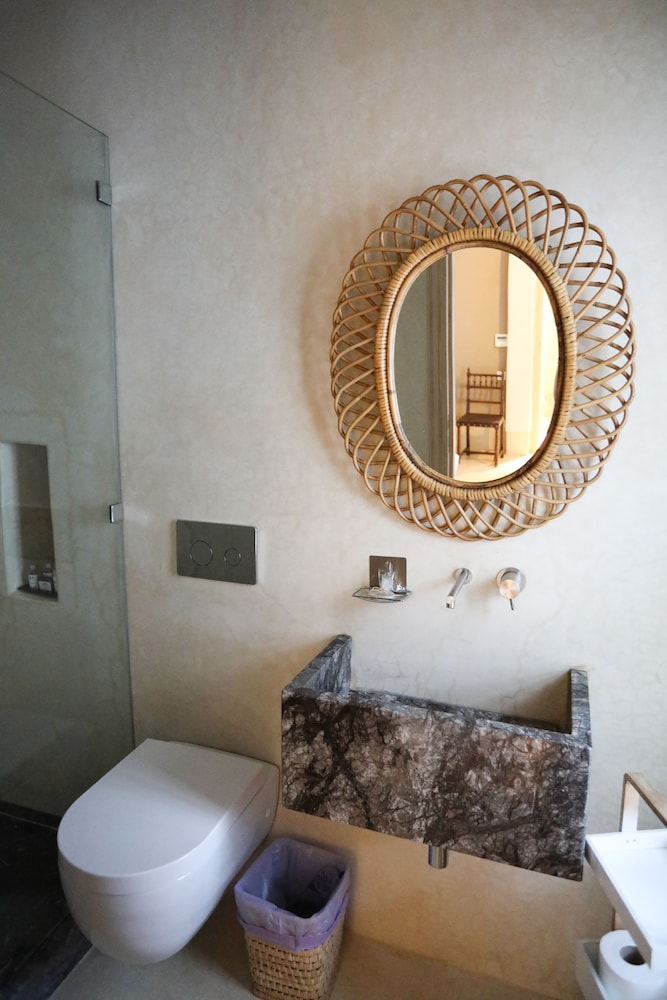 Riad 72 55/76