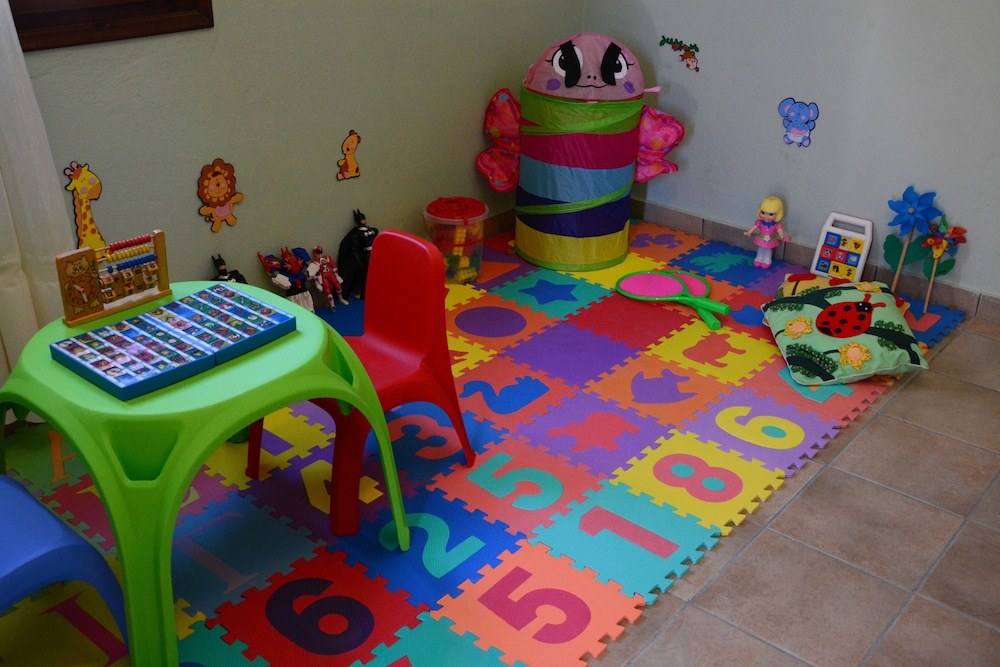 KAMILARI PASIPHAE VILLA 40/60