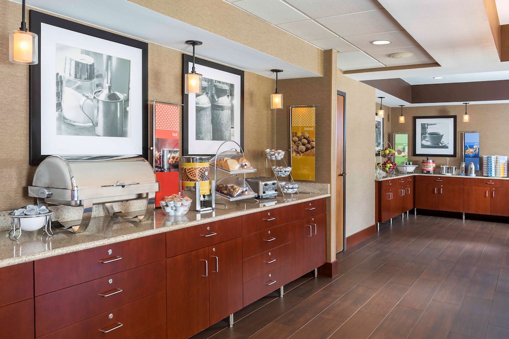 Hampton Inn Youngstown Boardman 29/33