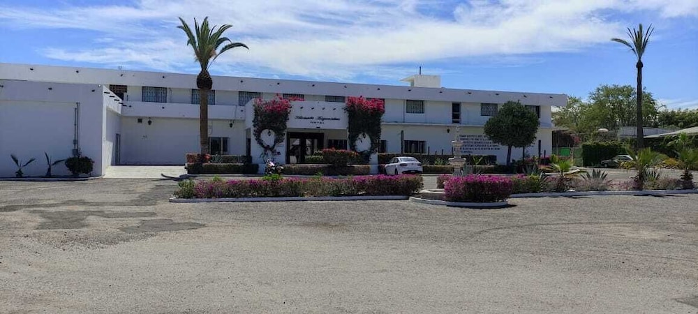 Hacienda Bugambilias 66/71