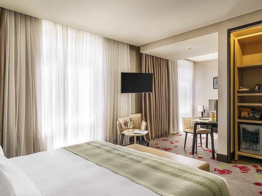 BERD'S Hotel 34/71