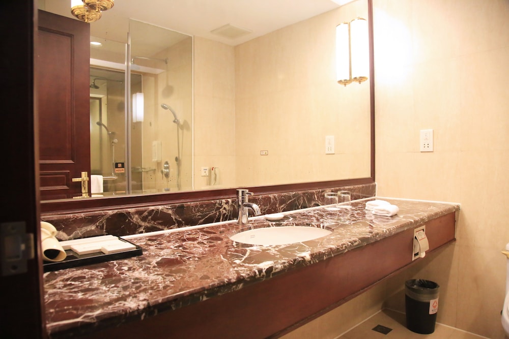 Xianglu Grand Hotel 58/58