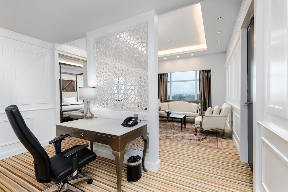 Raia Hotel & Convention Centre Kuching 14/38