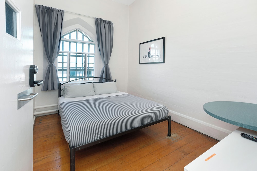 Jailhouse Accommodation 22/73