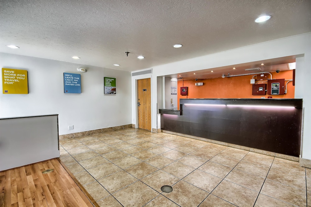 Motel6 Columbus, OH - West 8/58