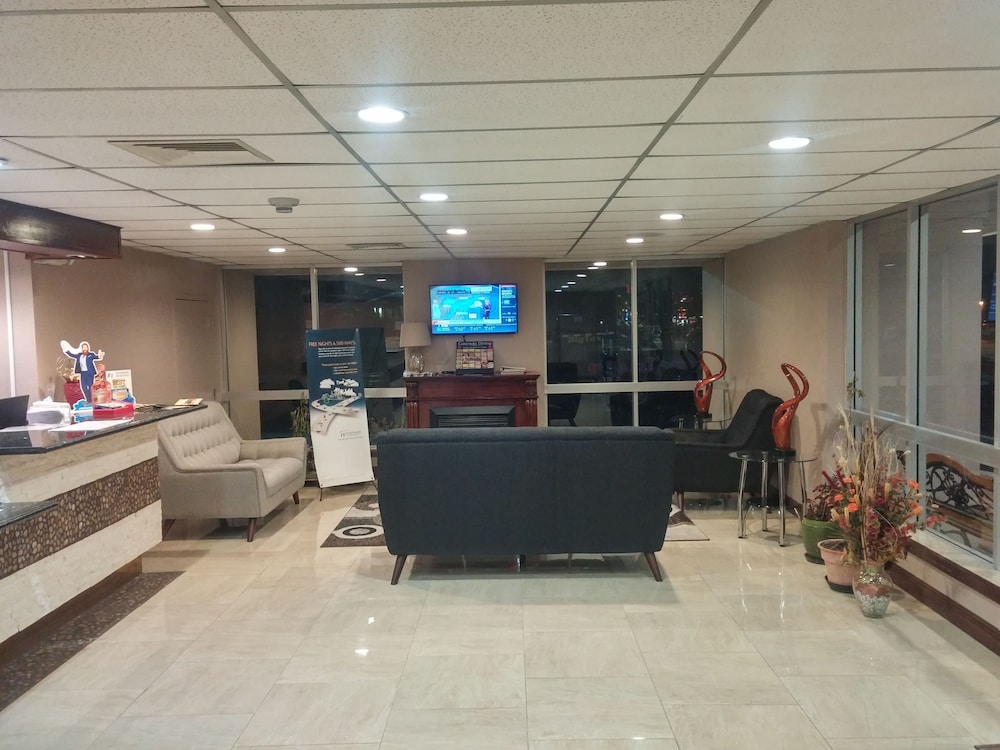 Ramada By Wyndham Grand Junction 10/58
