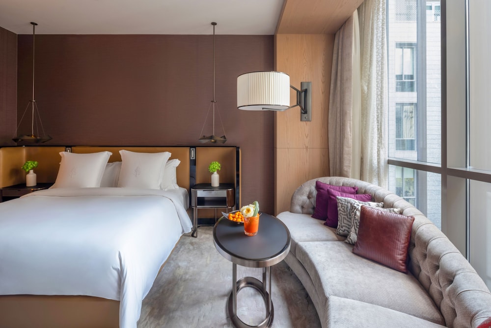 Four Seasons Hotel Dubai International Financial Centre 34/86