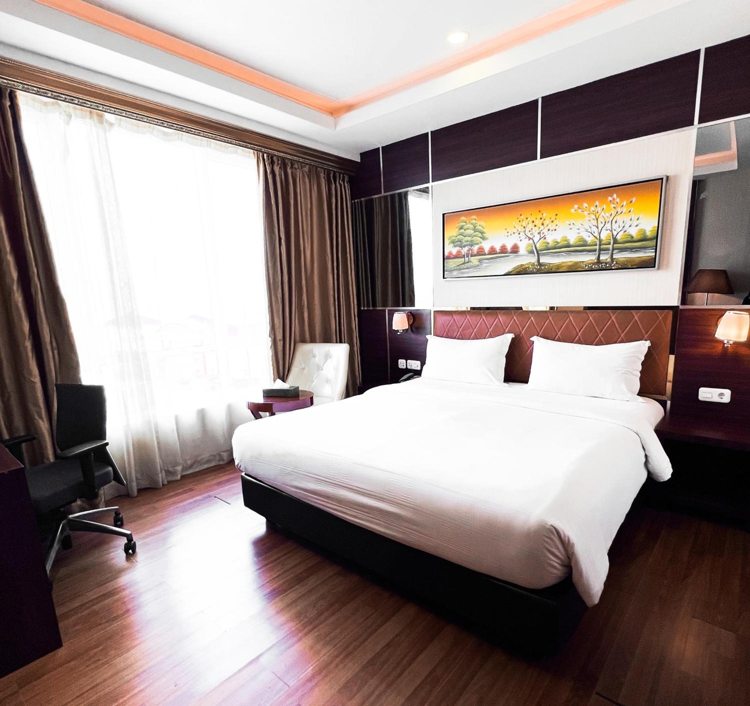 غرفة بريميير بسرير كينج، Batam City Hotel 2/2