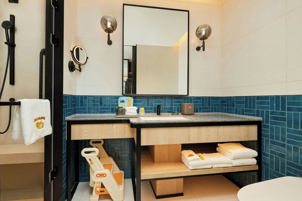 Four Points by Sheraton Shanghai International Tourism and Resorts Zone 48/50