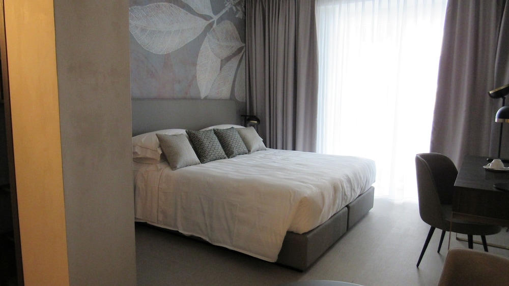 Diana Grand Hotel 19/70