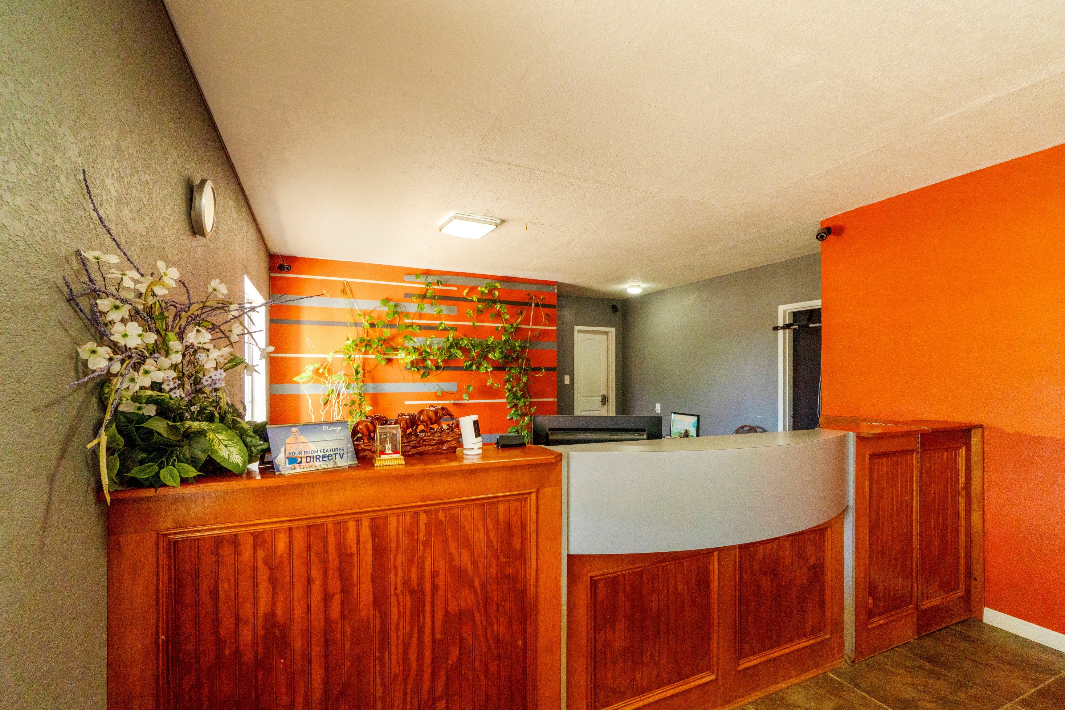 Woodfield Inn & Suites Hotel O, Yoakum TX 111 12/54