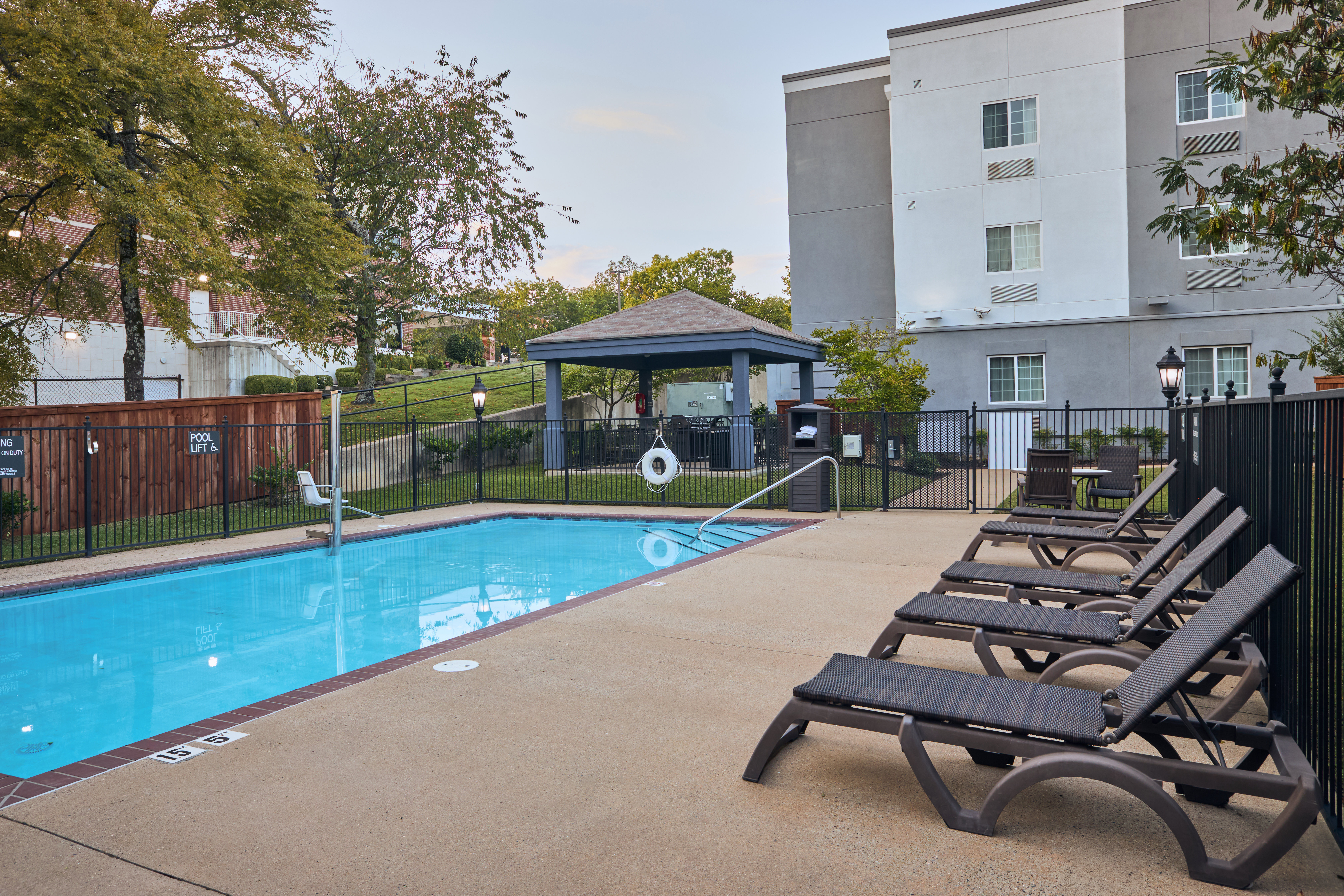 Candlewood Suites Hot Springs 49/50