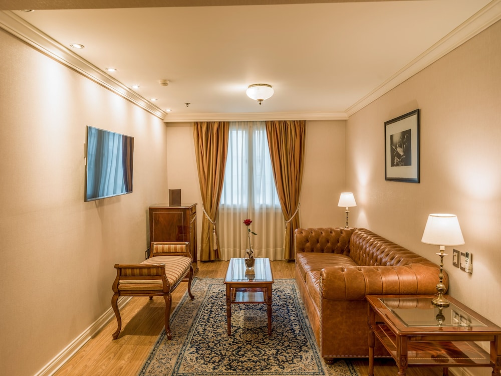 Melia Recoleta Plaza 50/73