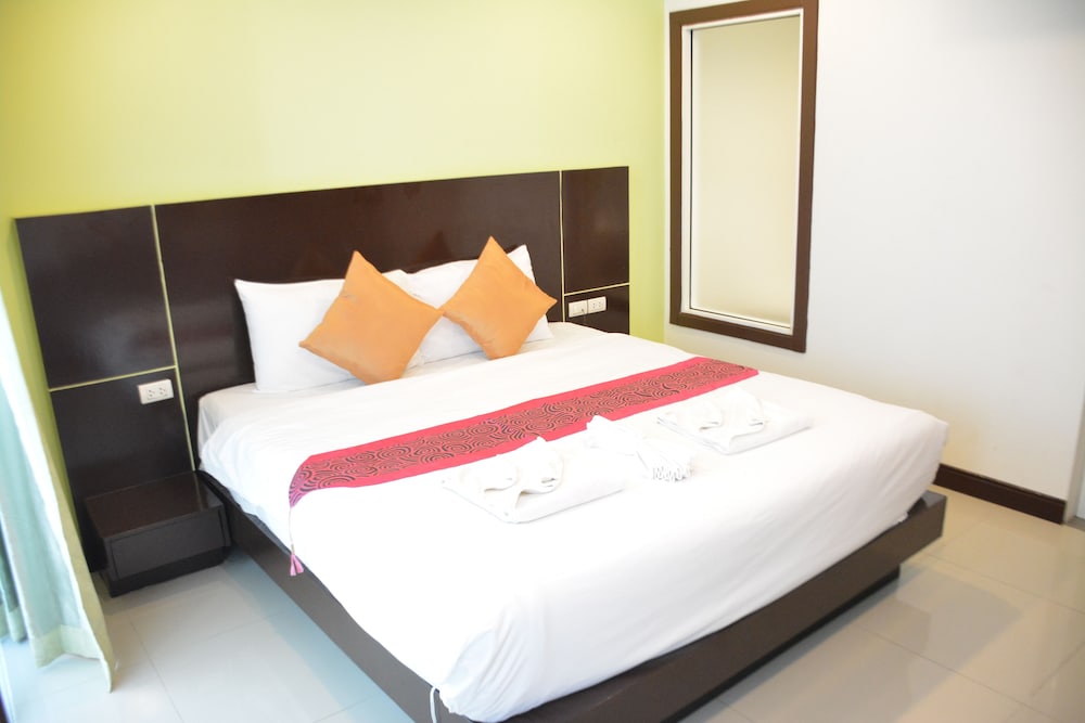 Zephyr Grand Hotel 25/63