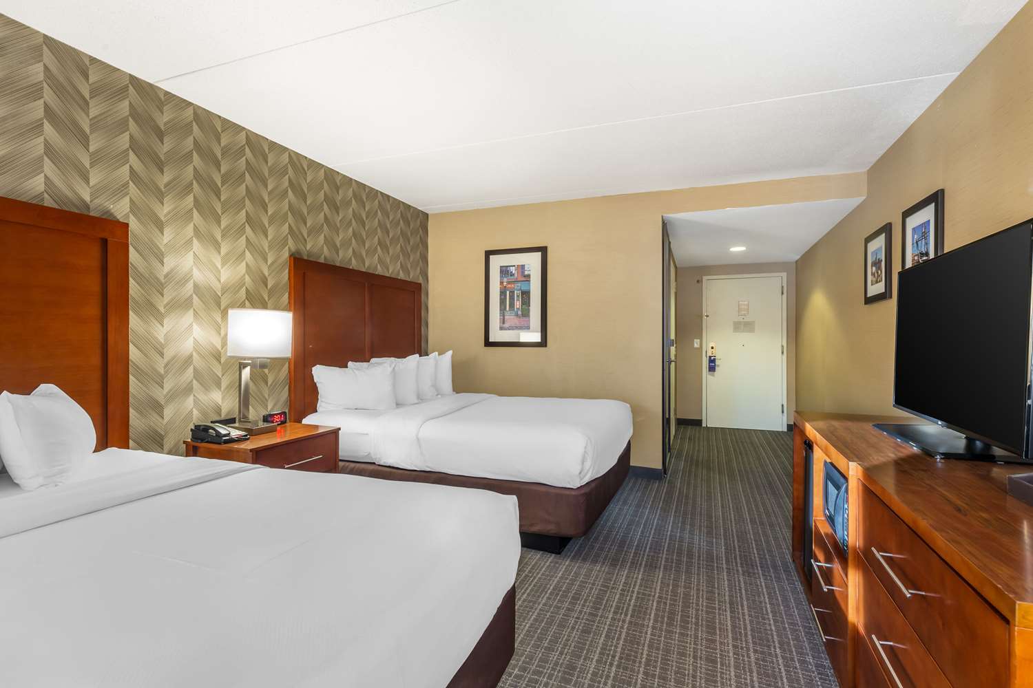 Comfort Inn & Suites Logan International Airport 13/40