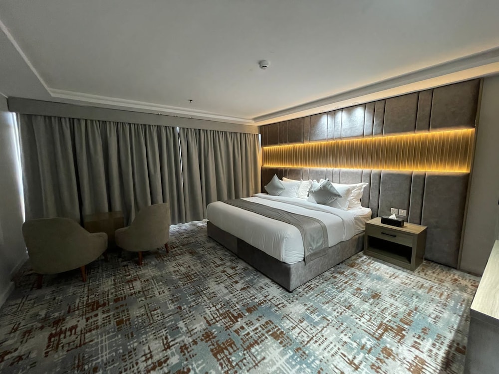 Sweet Land Hotel 26/63