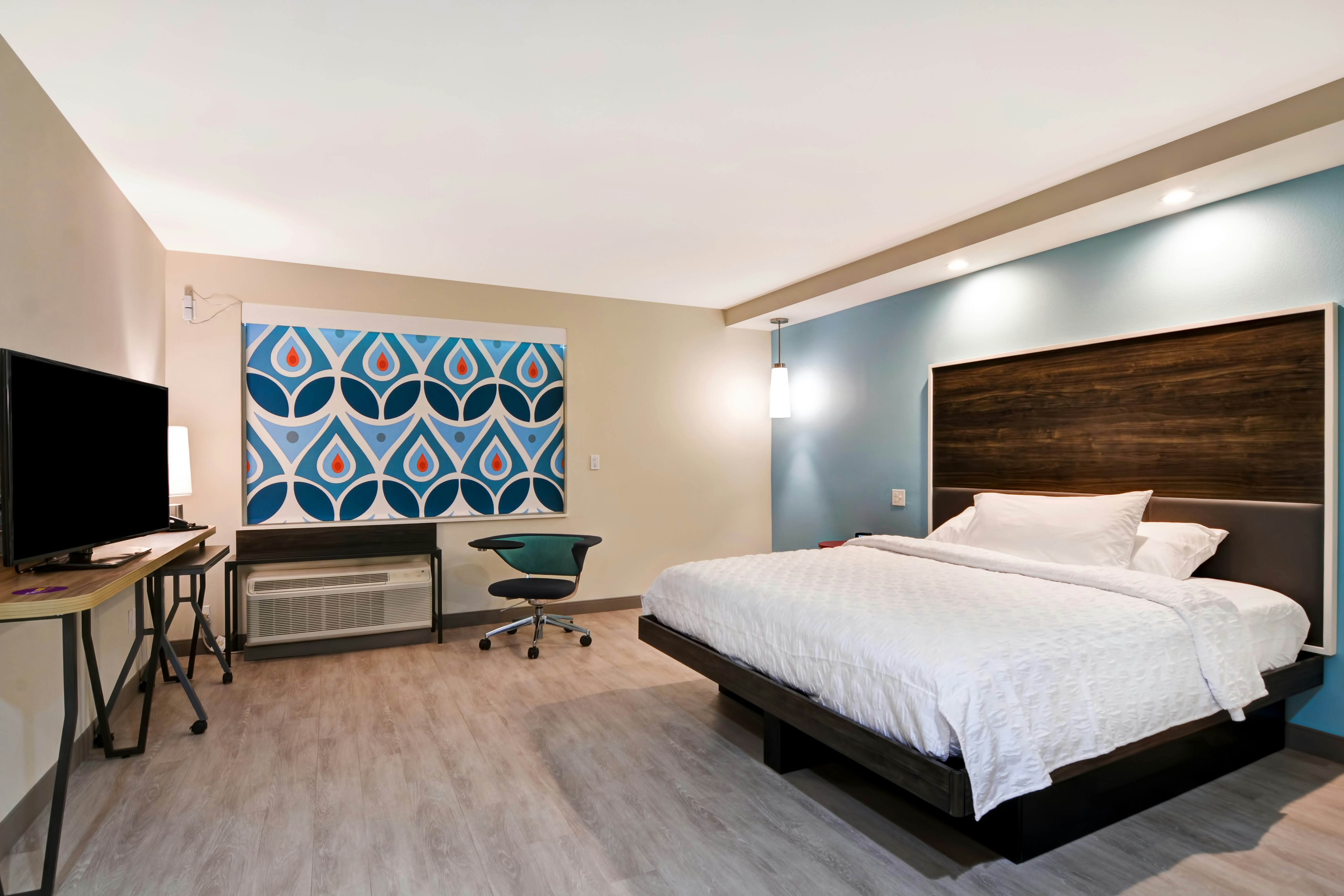 ROOM, KING BED, ACCESSIBLE