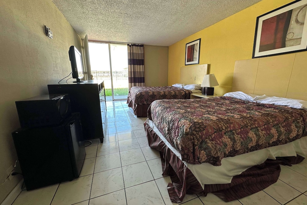Ramada by Wyndham Lumberton NC North 42/60