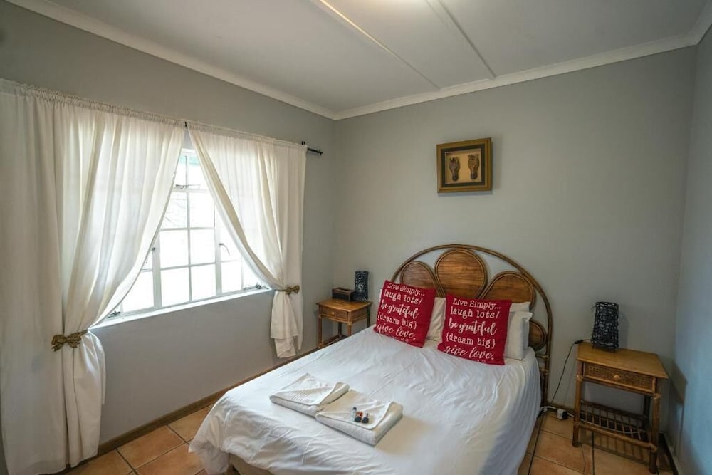 Olive Grove Guest Farm 7/50