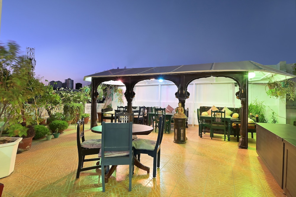 Jyoti Mahal A Royal Heritage Hotel 43/50