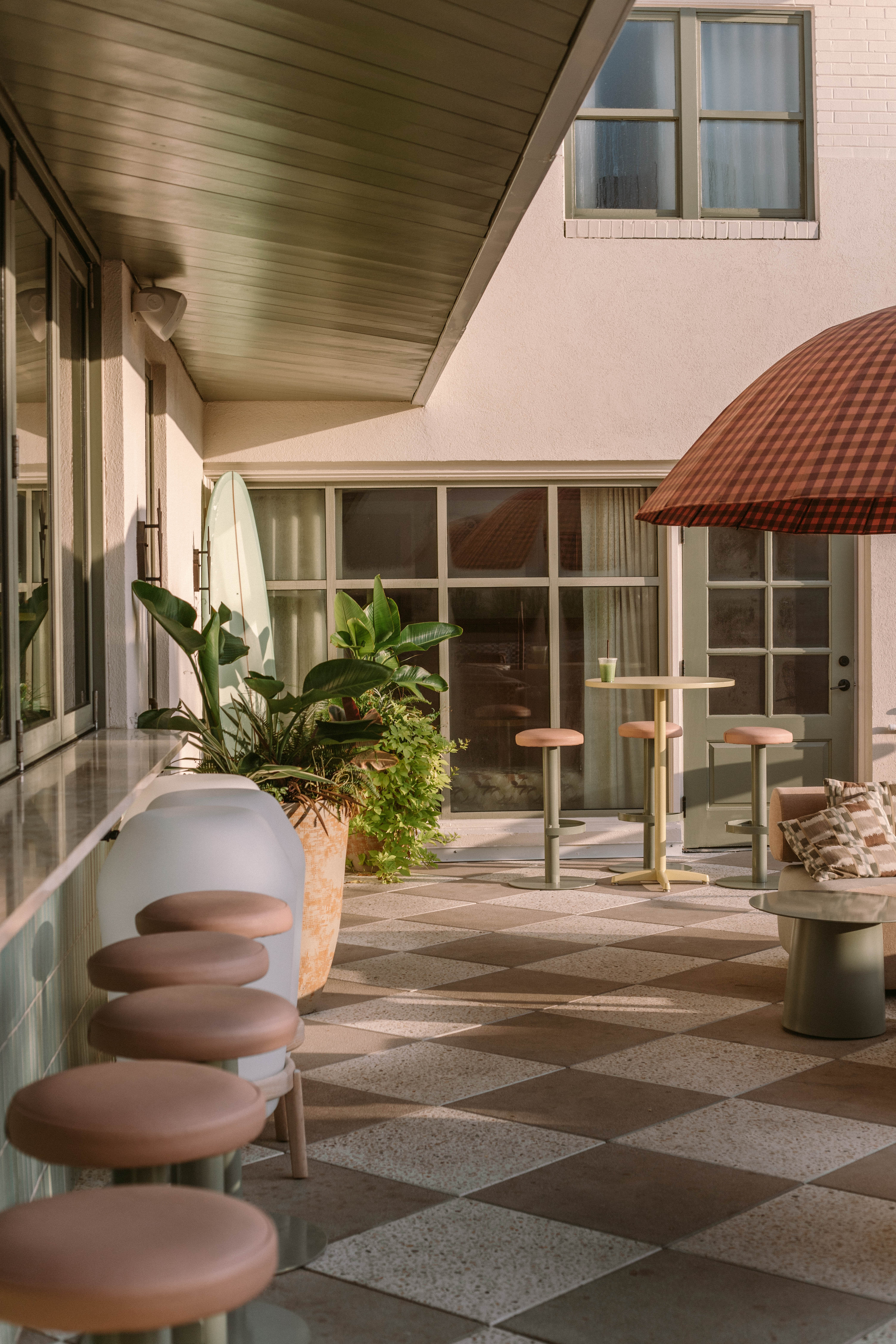 The Ryder Hotel 64/67