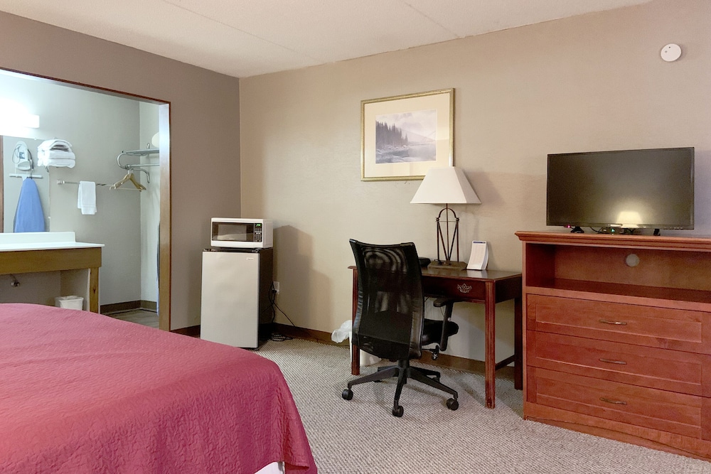 Paris Inn and Suites 34/40