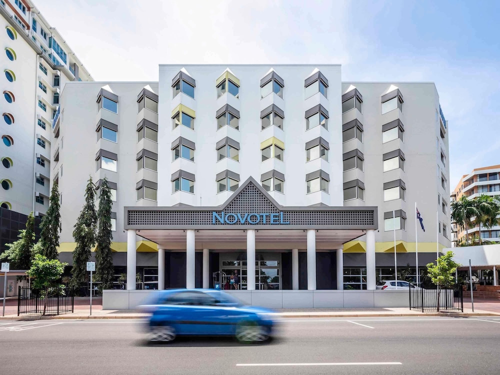 Novotel Darwin CBD 6/64
